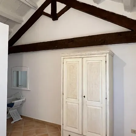 Appartamento Il Paguro A Cala Francese La Maddalena  Exterior photo